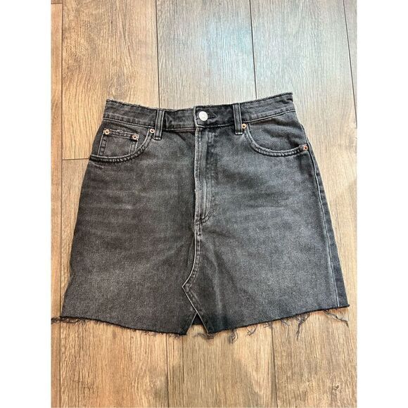 Zara denim skirt - Picture 1 of 5